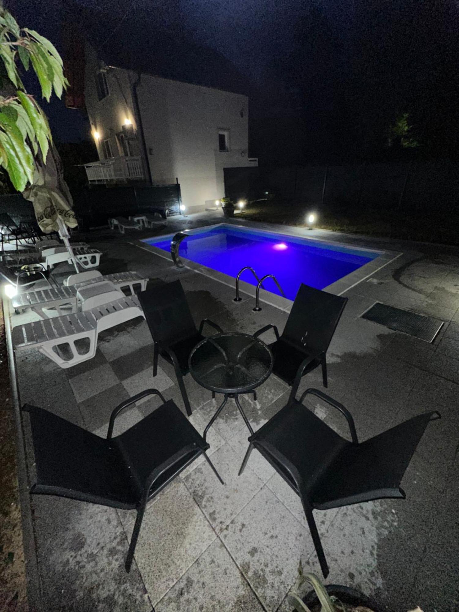 House Apartment Azra Сараево Экстерьер фото